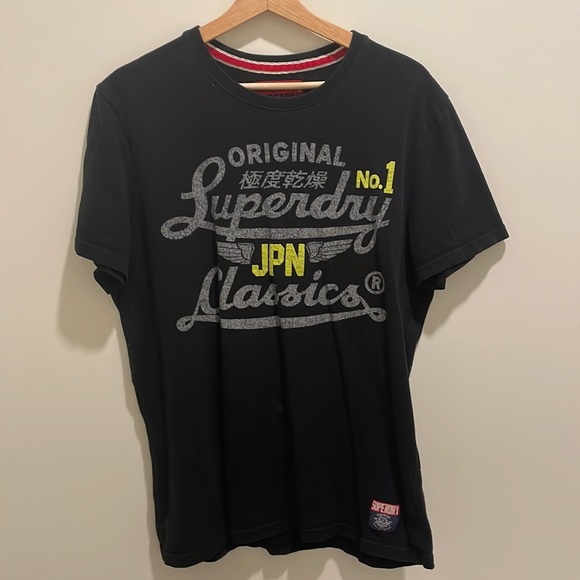 SUPERDRY #1 Highflyer Logo T-Shirt (Fits like a US M) Black/Gray Yellow Graphic - Picture 1 of 10